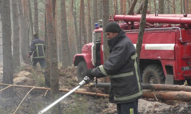 В Зоні відчуження тривають пожежі: що відомо (відео)