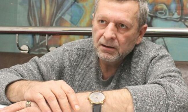 “Між Україною та окупованим Кримом постійно зберігається живий зв’язок”