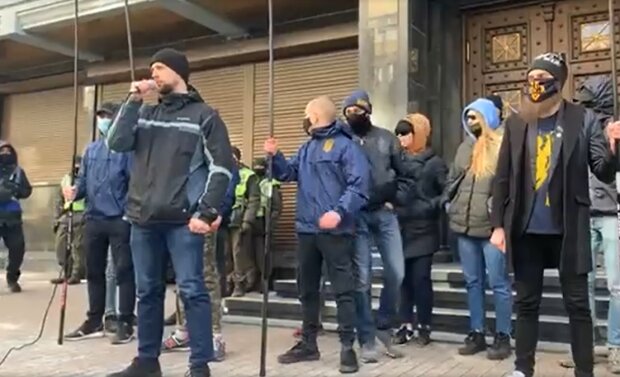 Нацкорпус вийшов на акцію протесту до Офісу Генерального прокурора (відео)