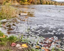 Як окупанти “денацифікують” українські річки