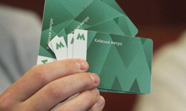 На яких станціях не будуть продавати зелену картку для столичного метро