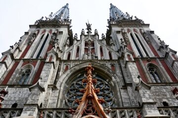 У Києві досі не розпочали реставрацію костелу Святого Миколая, який палав 2 роки тому