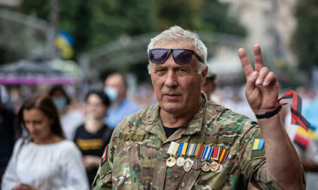 У Києві помер відомий волонтер Сергій Максимець: час та місце прощання