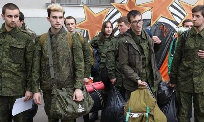 ГУР: 100 000 мобілізованих росіян направляють у найгарячіші точки, вони масово здаються