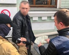 У Києві судитимуть поліцейського, що вимагав хабара