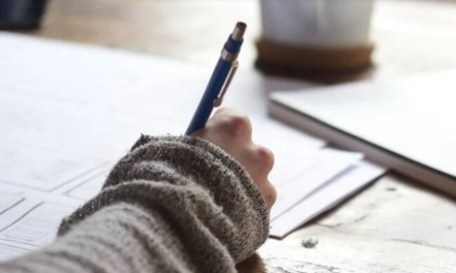 Усі заклади освіти в Києві перейдуть на очне навчання — КМДА