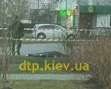 У Києві пенсіонерка випала з 9-го поверху та загинула на місці