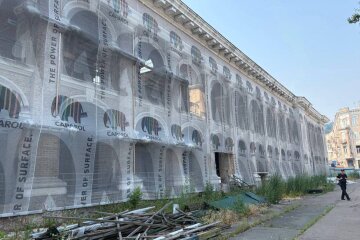Кличко просить уряд передати Гостиний двір Києву, щоб врятувати пам’ятку від подальшого руйнування