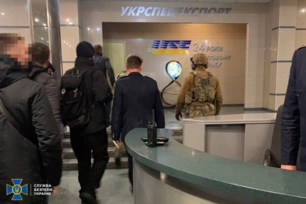 СБУ веде обшуки в «Укроборонпрому» і «Укрспецекспорті»