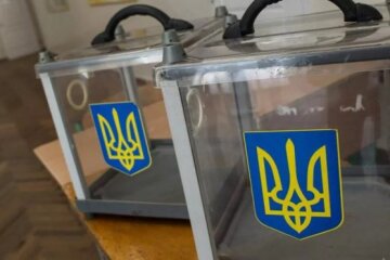 “Слуга народу” отримує в Раді більшість. Опрацьовані 35% голосів