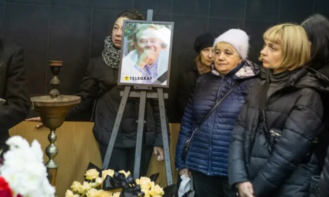 У Києві попрощалися з видатним журналістом Володимиром Мостовим