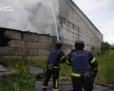 В Києві зруйновано підстанцію — ДТЕК та ДСНС показали наслідки ракетного удару