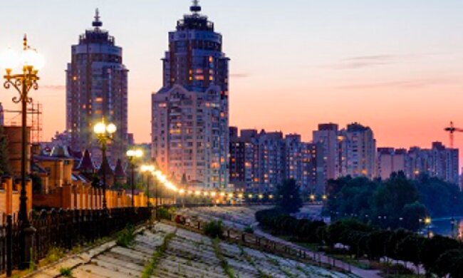 Мешканка Оболоні написала про місцевого ман'яка, а після розголосу до неї прийшла поліція