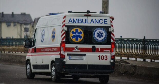 У столиці госпіталізували жінку, яка травмувалась від вибуху небезпечних частин "Шахеда"