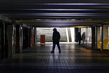 Ремонт на Майдані: у центральному підземному переході столиці оновлюють сходи