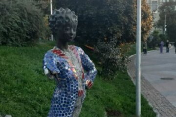 Поліція шукає вандалів, що познущались над Маленьким Принцом