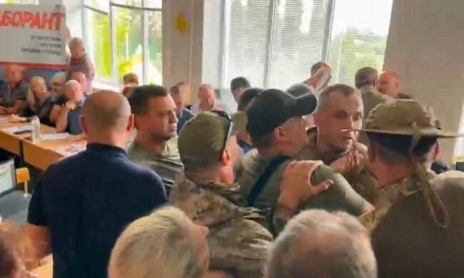 У Бородянці голова Сахарук вдруге відхилив вимогу відсторонити депутатів ОПЗЖ - ЗМІ