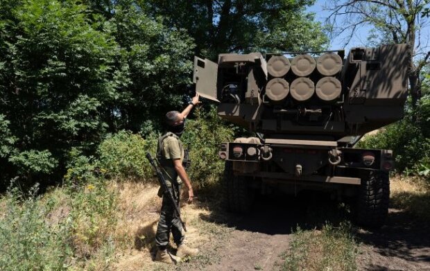 ЗСУ знищили в Луганську військову частину і склад боєприпасів окупантів