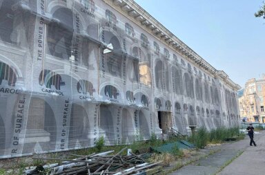 Кличко просить уряд передати Гостиний двір Києву, щоб врятувати пам’ятку від подальшого руйнування