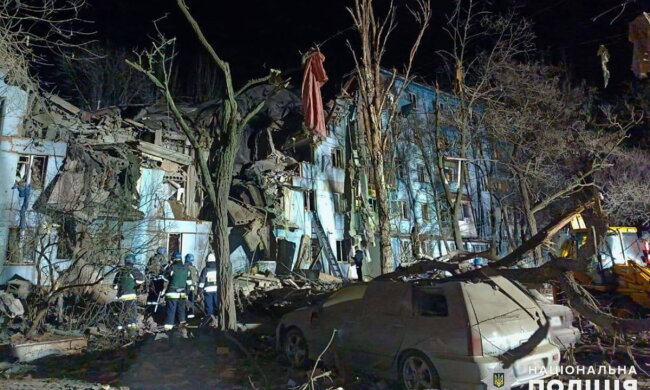 З-під завалів зруйнованого рашистами будинку у Запоріжжі врятували вагітну жінку