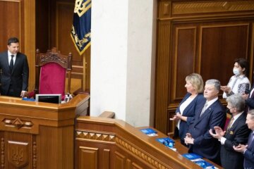 Зеленський та Порошенко втрачають підтримку: кого українці бачать новим президентом