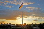 Головний прапор країни в Києві знімуть через планове техобслуговування флагштока