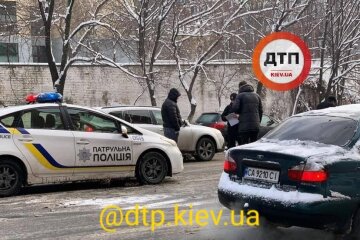 У Києві зіткнулися дев’ять автомобілів