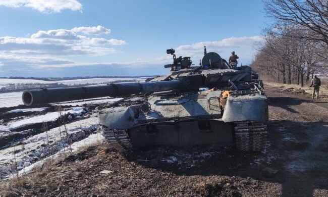 Окупанти покинули ще одну колону техніки