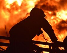 На Київщині внаслідок влучання по цивільній інфраструктурі зафіксовано пожежу