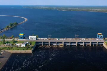 Поліція посилила патрулювання в районі Київської ГЕС на випадок надзвичайних ситуацій