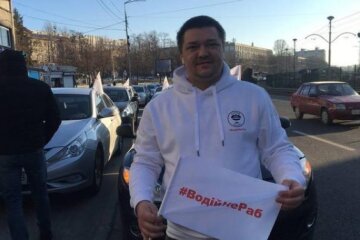 Таксисти влаштували страйк: які у них вимоги