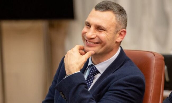 Віталій Кличко подвоїв зарплату своїм заступникам