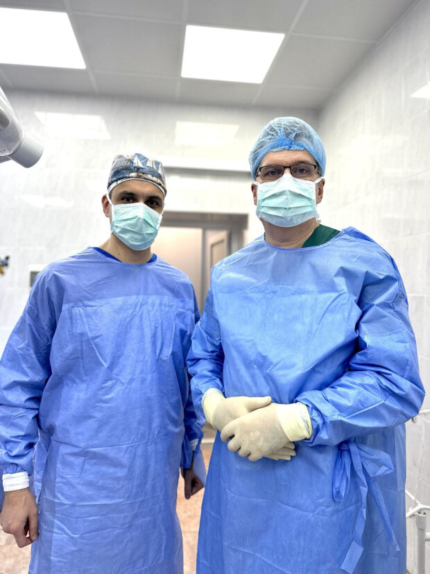 Кардіохірурги інституту Шалімова провели унікальну операцію на серці