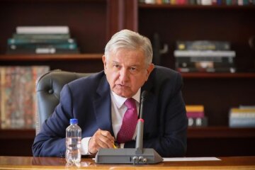 Президент Мексики запропонував ввести п’ятирічне перемир’я по всьому світу