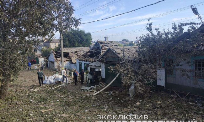 Російська ракета влучила в приватний сектор в Дніпрі