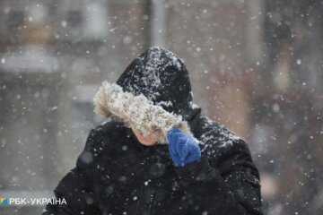 У Києві пішов перший сніг: синоптики зробили попередження на вечір (відео)