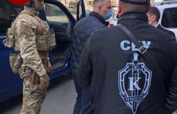 Спецназ СБУ затримав у центрі Києва співробітника ДБР