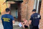 Поліцейські на Миколаївщині передали російським окупантам табельну зброю