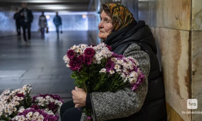 Ця війна страшніша за Другу світову — історія 85-річної квіткарки, яку знає Оболонь та яка пережила приліт "Кинджалу"