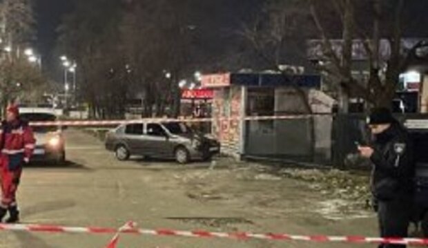 Нанесли три удари ножем у серце: у Києві по-звірячому вбили чоловіка