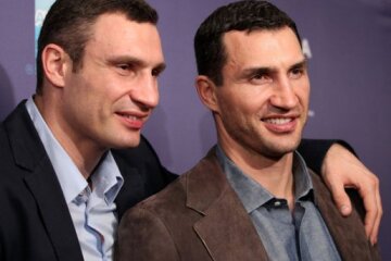 Клички подали до суду на “1+1”