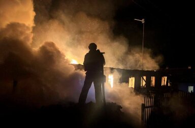 Масштабна атака БпЛА: ППО знищила 113 дронів, але є влучання в оселі