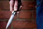 У Шевченківському районі столиці здійснено напад на військового — невідомі нанесли 3 ножеві поранення