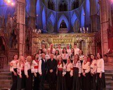 Різдвяна магія: хор Songs for Ukraine заспівав «Щедрик» перед королем і мільйонами глядачів