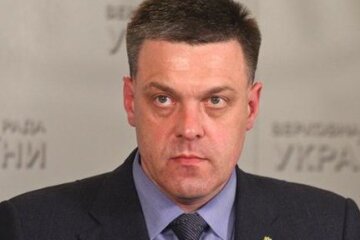“Нічого нового. Все, як у Порошенка” – Тягнибок про закордонні візити Зеленського