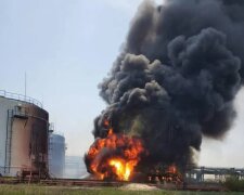 Окупанти знову обстріляли нафтопереробний завод у Лисичанську