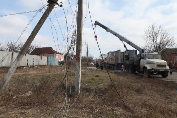 Під Харковом бригада Обленерго потрапила під обстріл: одна людина загинула