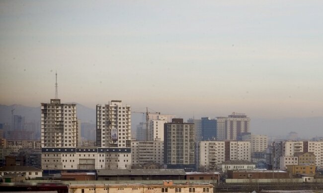 Київ задихається: радять закрити вікна та не виходити з дому
