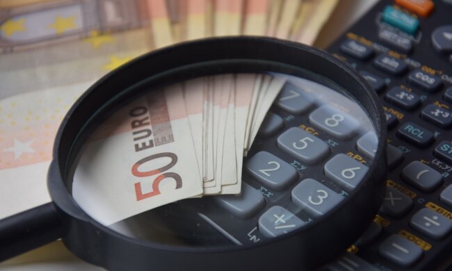 Київські чиновники крали роками: у КМДА викрили шахрайську схему на мільйони