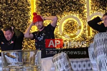 У київському ресторані силовики жорстко затримали екс-футболіста Мілевского (відео)